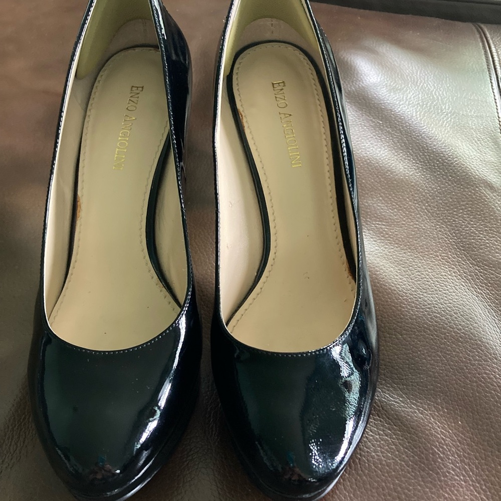 ENZO ANGIOLINI Heels Pumps Black Patent Leather Round Toe Size 7.5M